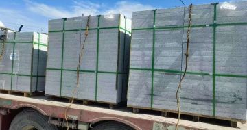 黑河 芝麻白花岗岩地铺石装车日常