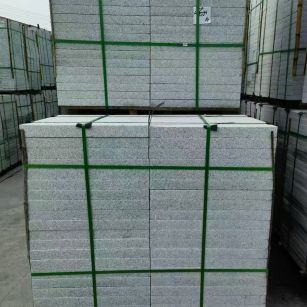 黑河 芝麻白火烧，园林广场市政工程地铺石，1.8~5.0厚均有现货