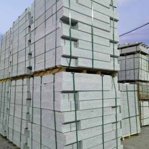 黑河 芝麻白花岗岩路沿石，路缘石，路肩石，道牙，立缘石，马路牙子，街沿石，侧石等