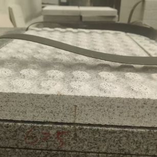 黑河 芝麻白花岗岩6.0公分荔枝面五轴加工雕刻盲点