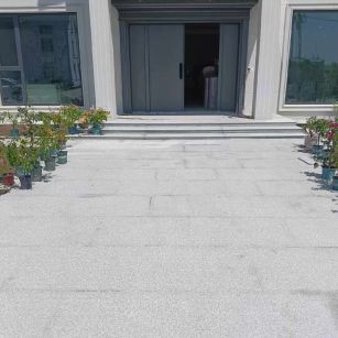 黑河 芝麻白花岗岩地铺石地面铺装