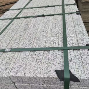 黑河 白麻花岗岩直行盲道石，盲条，地铺石