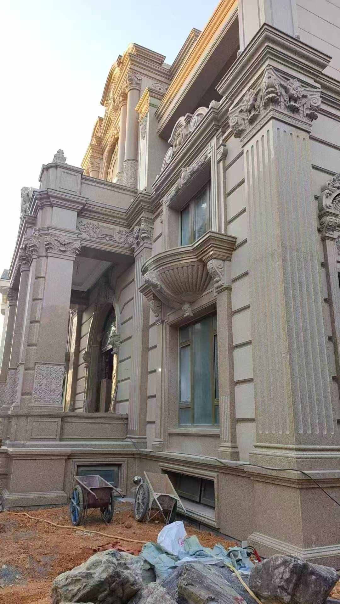 黑河 黄金麻花岗岩光面别墅外墙干挂施工完成