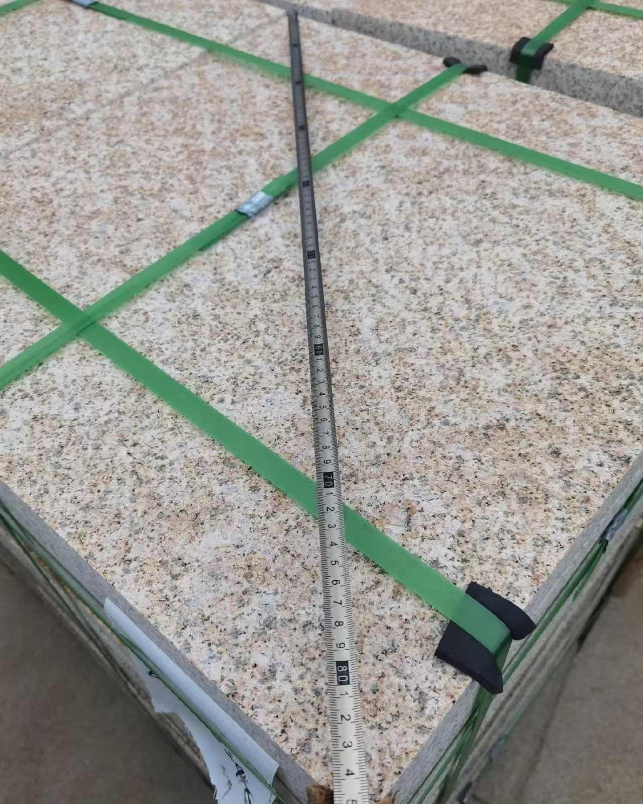 黑河 黄金麻火烧面地铺石