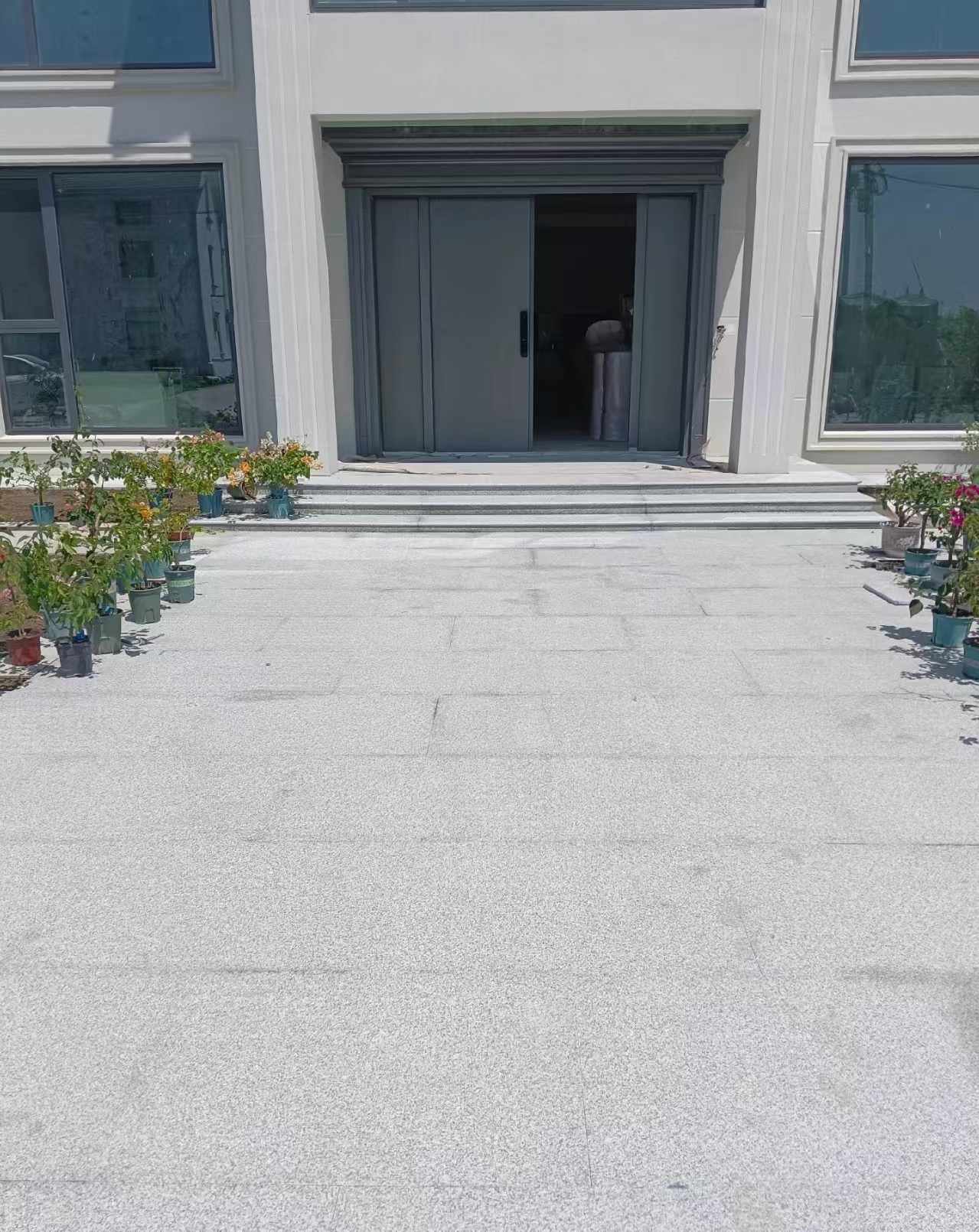 黑河 芝麻白花岗岩地铺石地面铺装