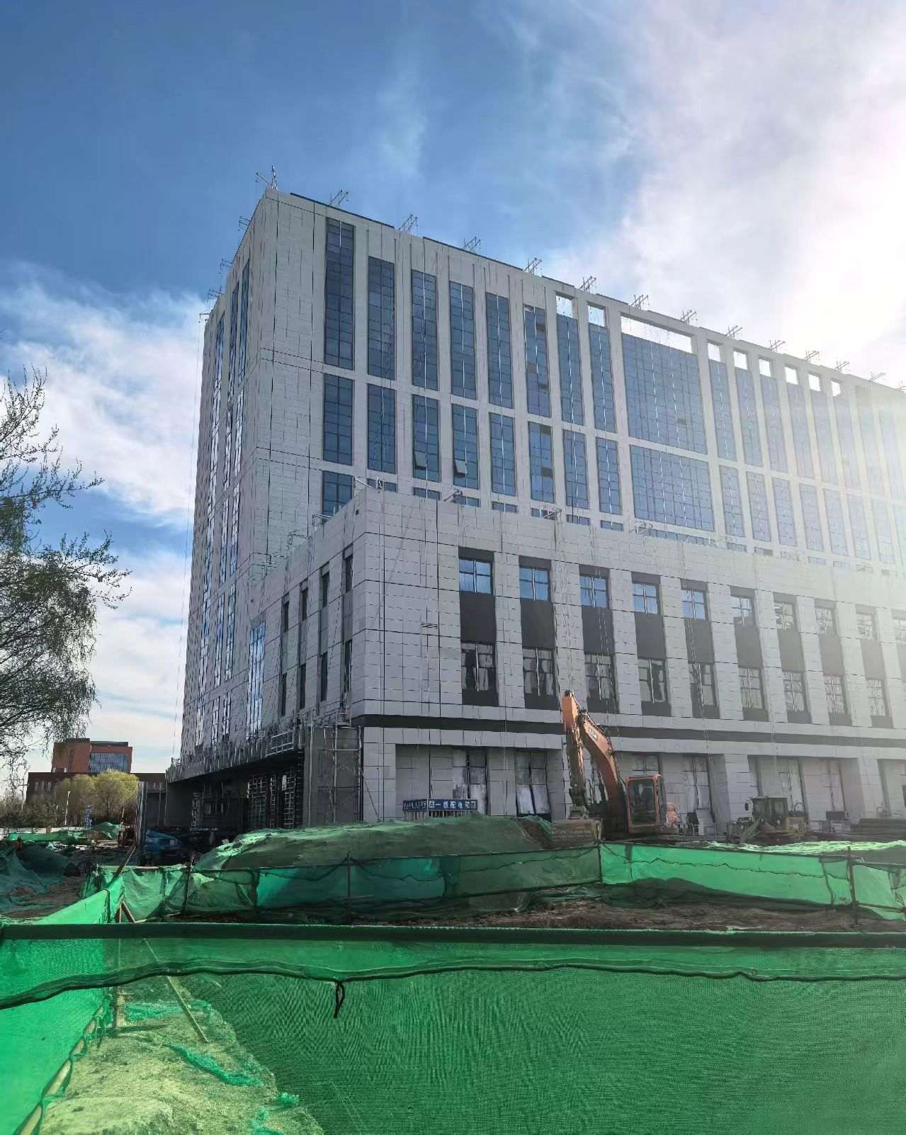 黑河 白麻花岗岩石材外墙干挂