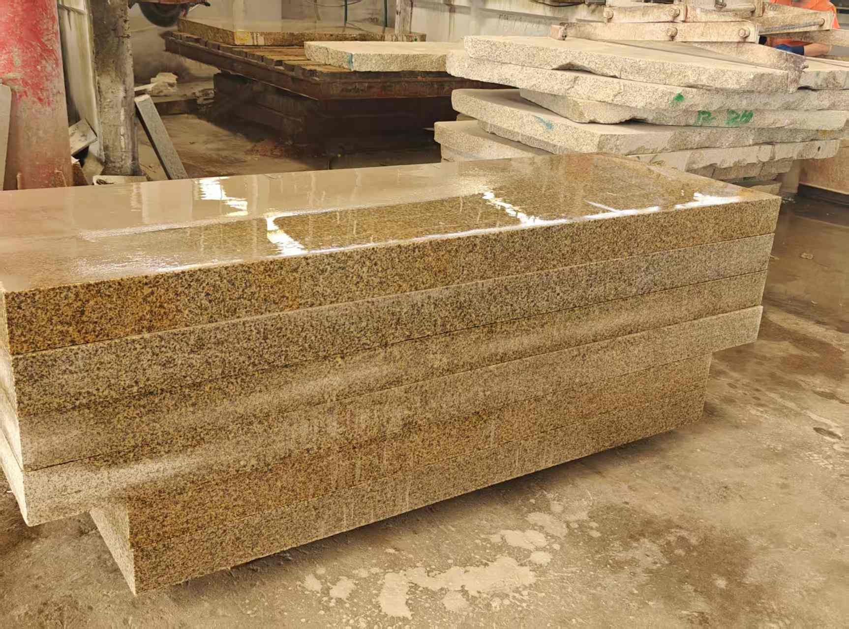 黑河 黄金麻栏杆料半成品加工中